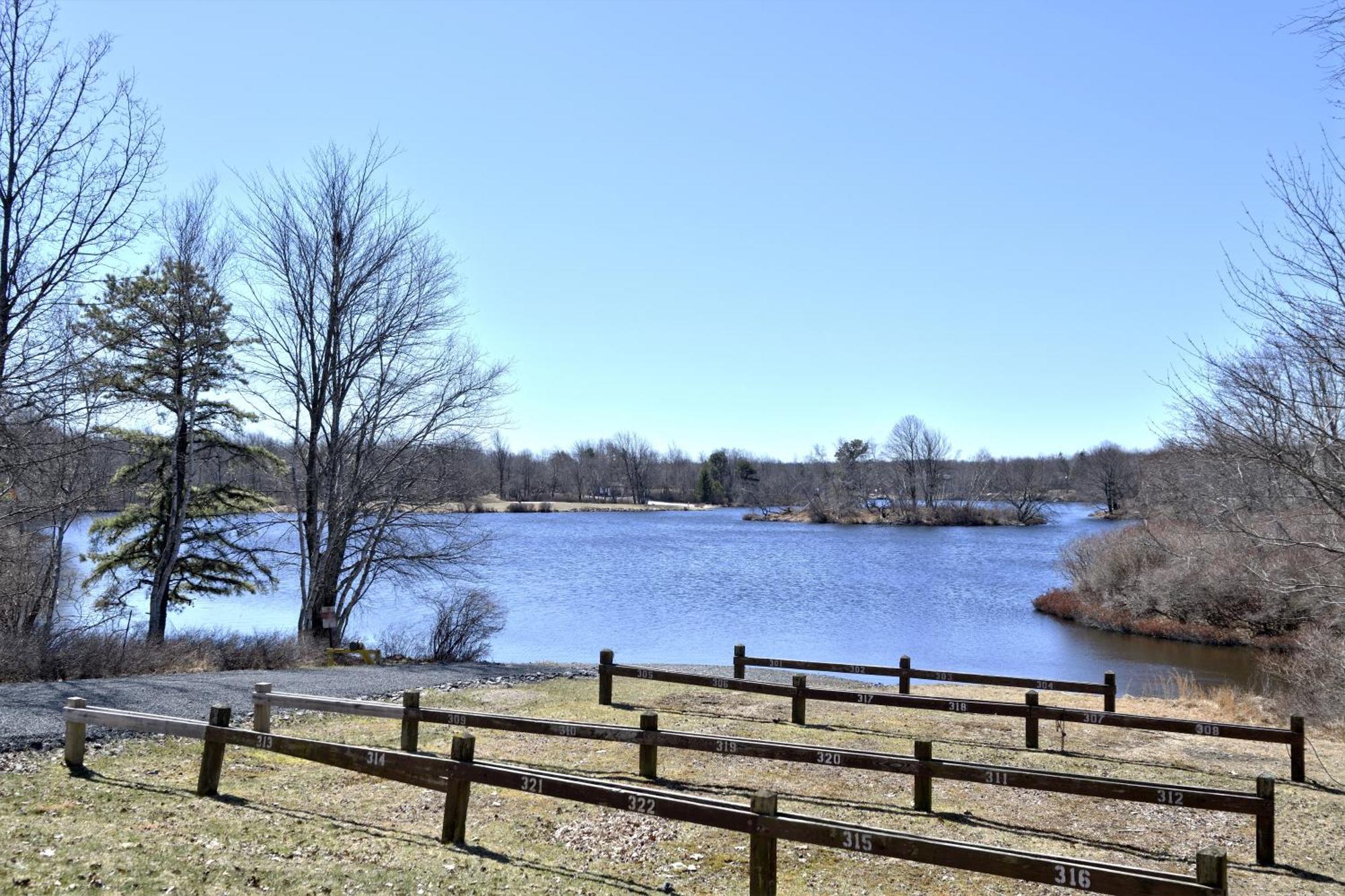 Lakehouse *Hottub*Jacuzzi*Firepit*Bbq*Pool Long Pond Экстерьер фото